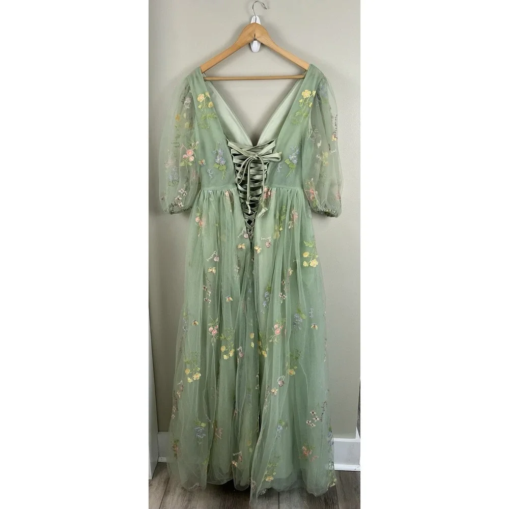 Green Floral Midi Dress with Sheer Puff Sleeves - Picture 6 of 12